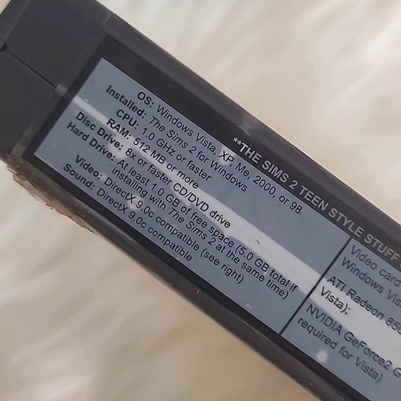 Vintage The Sims 2 Teen Style Stuff PC Game With Inserts - Picture 4 of 7